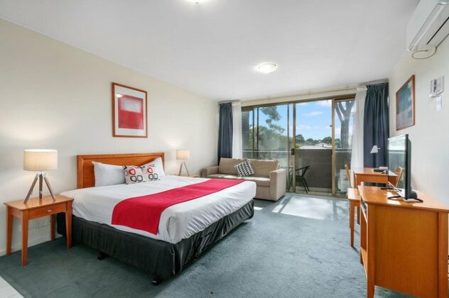 Quality Inn & Suites Knox - Photo3