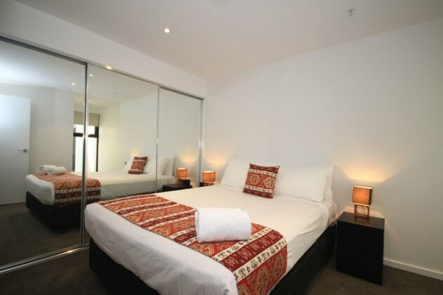 RNR Serviced Apartments North Melbourne - Photo4