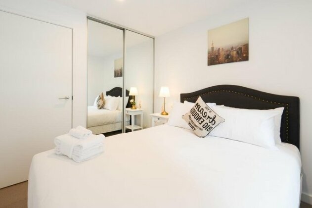 Serviced Apartments Melbourne - Opus - Photo3