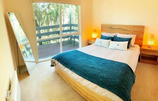 Steep Creek Retreat