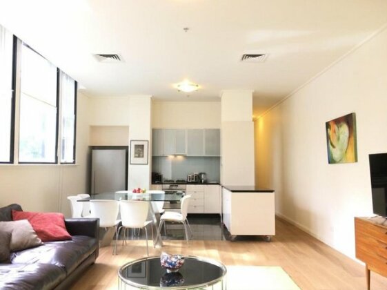 The Walkup Luxury Central 3BD Apartment+Gym+Pool - Photo2