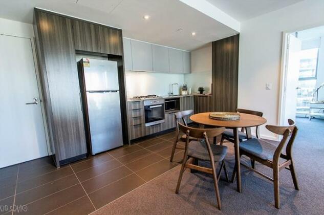 Turnkey Accommodation - Victoria Harbour Docklands - Photo2