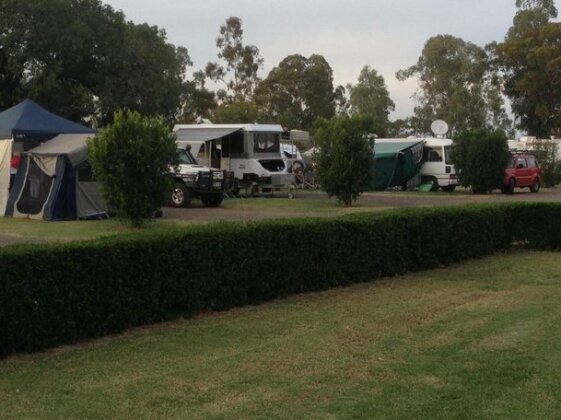 Tambo Mill Motel & Caravan Park - Photo3