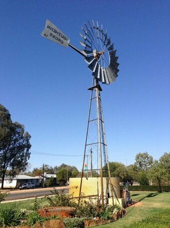 Tambo Mill Motel & Caravan Park - Photo4