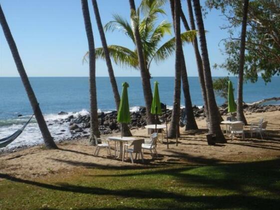 Turtle Cove Beach Resort - Photo3