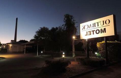 Outback Motel - Photo2