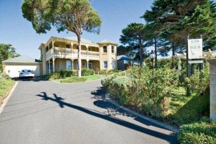 Mt Martha Guesthouse By The Sea