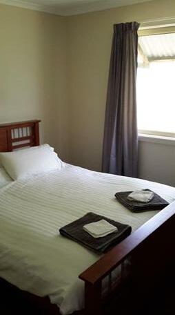 Neerim Country Cottages - Photo5