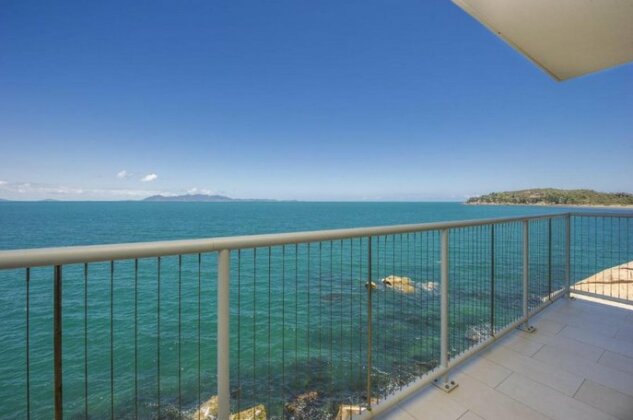 1 Bright Point Apartment 5301 - Photo4