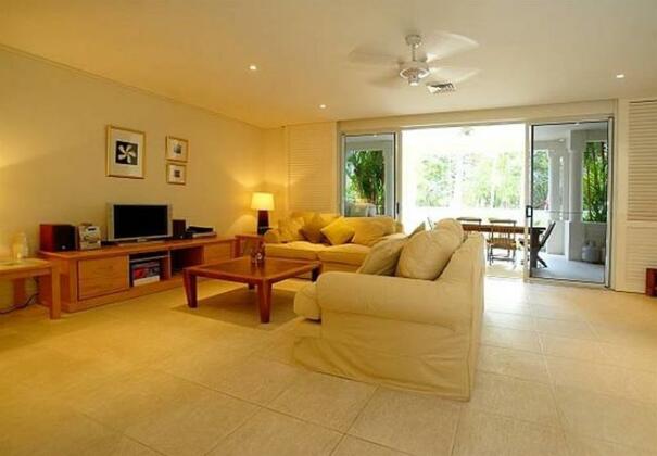 Plantation House 5 - Photo2
