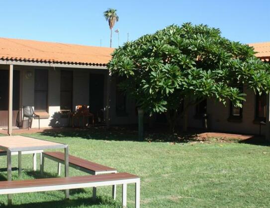 Newman Hotel - Photo2