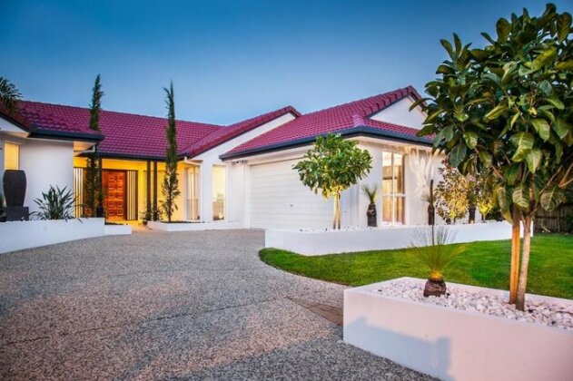 15 Shorehaven Drive - Photo2