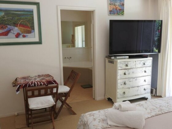Howie's Place - Photo5