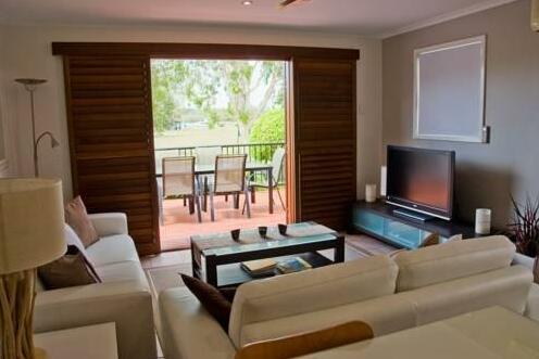 Villa Aqua Noosaville - Photo4