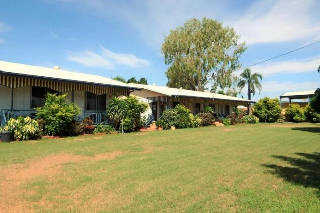 Matildas End Holiday Units - Photo2