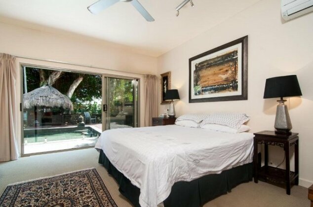 Castaway on Oak Beach - Photo4
