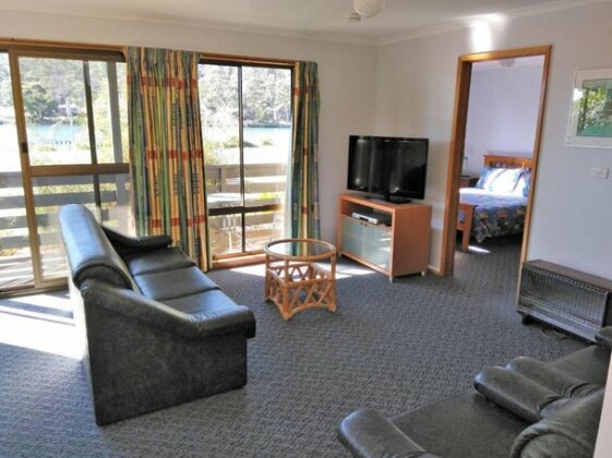 Orford Prosser Holiday Units - Photo5