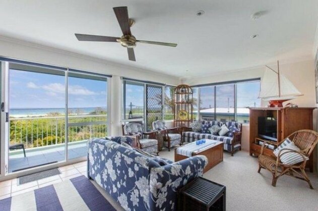 Home Away from Home with Sweeping Ocean Views - Unit 12 60 Peregian Esplanade - Photo5