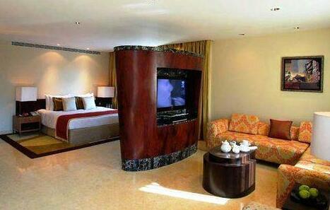 Beachside Apartment Hotel - Photo2