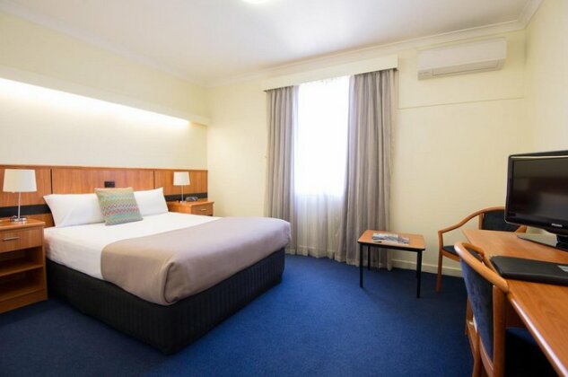 Comfort Hotel Perth City - Photo2