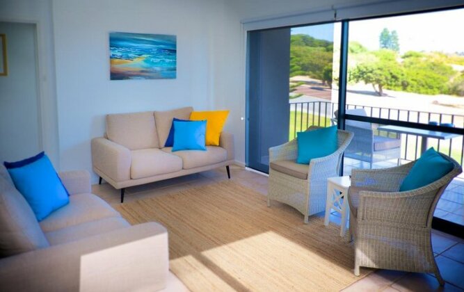 Cottesloe Marine Apartment - Photo4