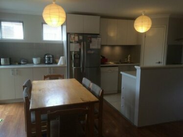 Homestay in Canning Vale near Baseball Park Perth