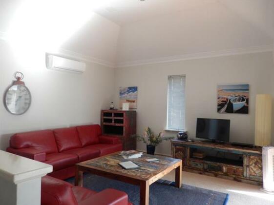 Manuel Towers Corporate Units - Photo4