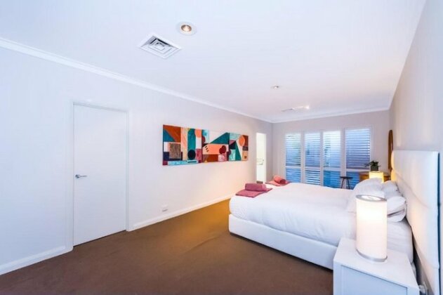 Perth Luxury Accommodation - Photo4