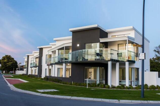 Reflections By Rockingham Apartments