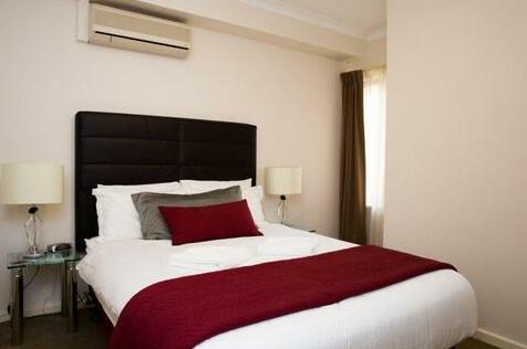 Regal Apartments Perth - Photo5