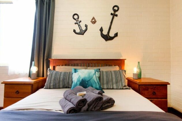 The Local - Fremantle Apartment - Photo3