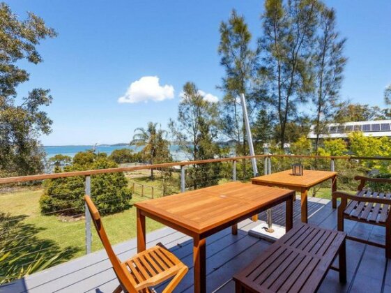 Barefoot Beach House Pindimar - Photo3