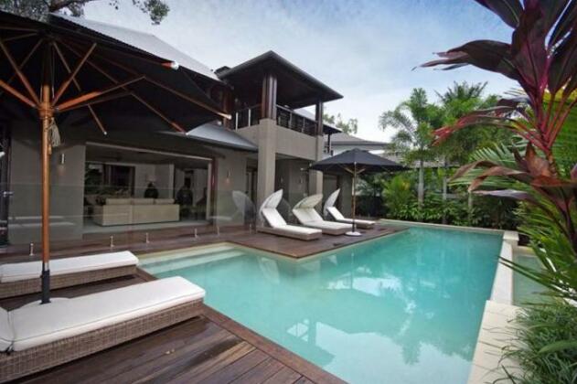 26 Beachfront Mirage