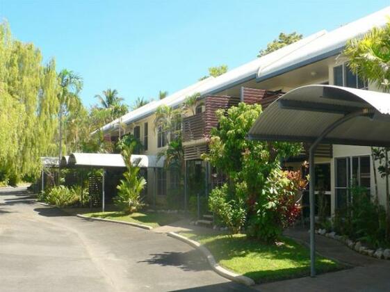 At the Mango Tree Holiday Apartments - Photo4