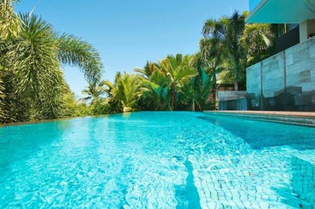 Bayu - Luxury Holiday Home - Photo2