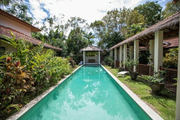 Beachfront Hideaway - Port Douglas