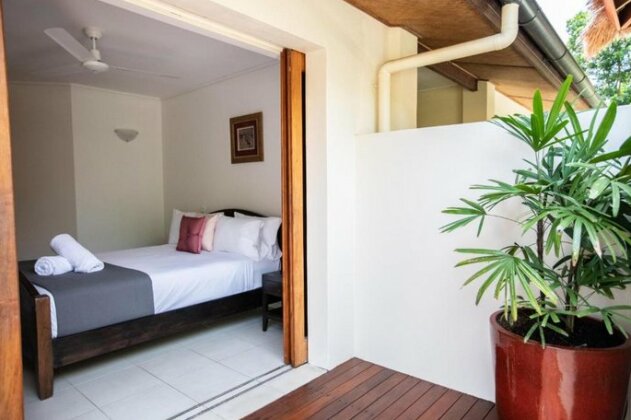 Beachfront Hideaway - Port Douglas - Photo4