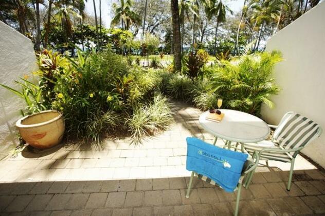 Beachfront Terraces - Photo5