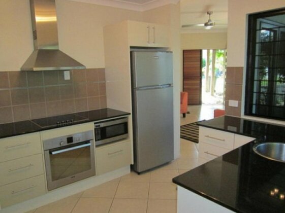Hai Villa Port Douglas - Photo4