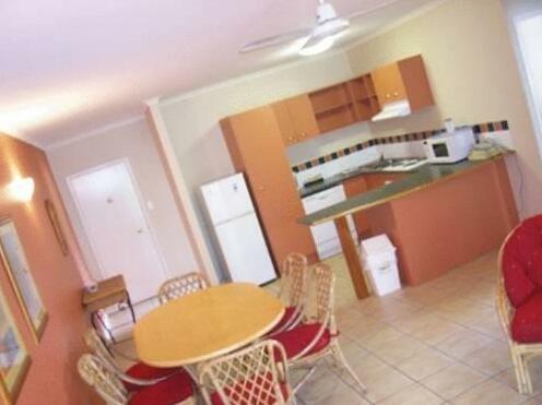 Nautilus Holiday Apartments - Photo4