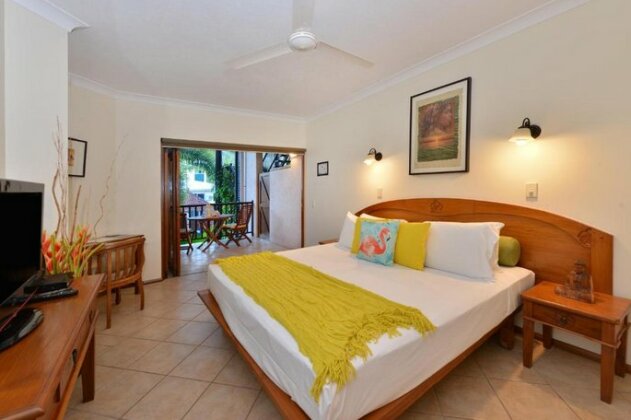 Poolside Studio Port Douglas - Photo2