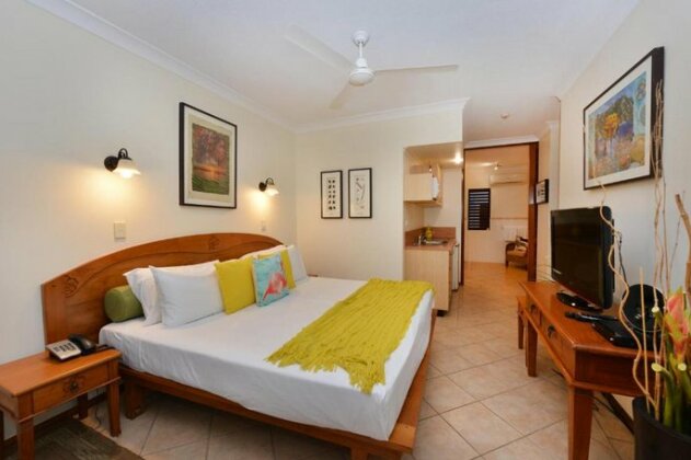 Poolside Studio Port Douglas - Photo5