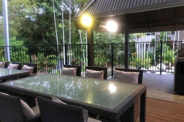 Reef Terraces on St Crispins - Villa 2 - Photo5