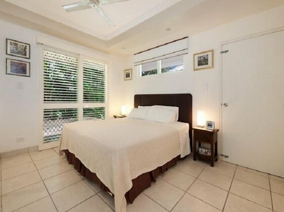 Reef Villa Port Douglas - Photo5