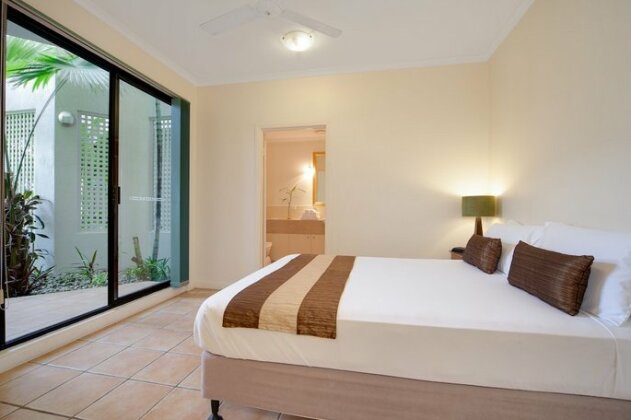 The Mediterranean Port Douglas - Photo3