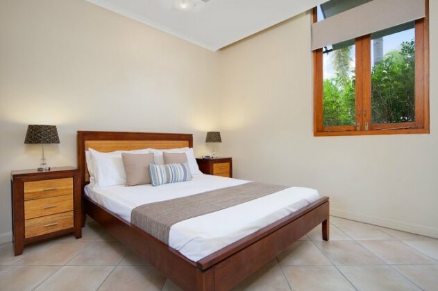 The Mediterranean Port Douglas - Photo4