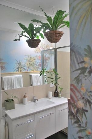 Wayfarer Apartment in the Heart of Port Douglas - Photo5