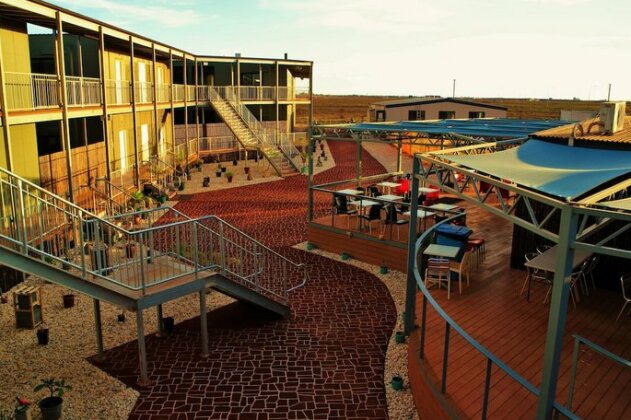 The Landing Port Hedland - Photo2