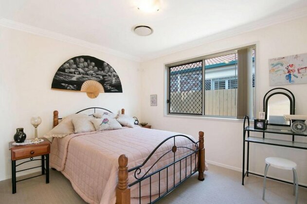 Central Redcliffe Holiday House - Photo5
