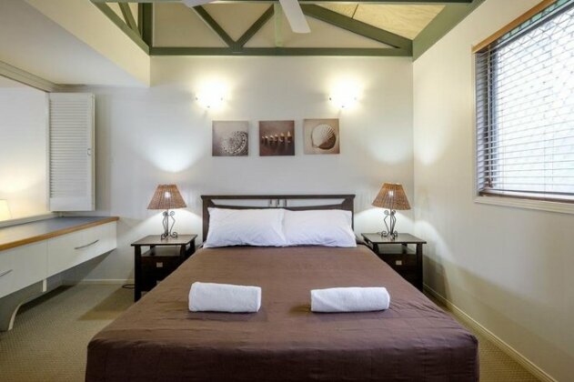 6 Point Lookout Beach Resort - Photo5